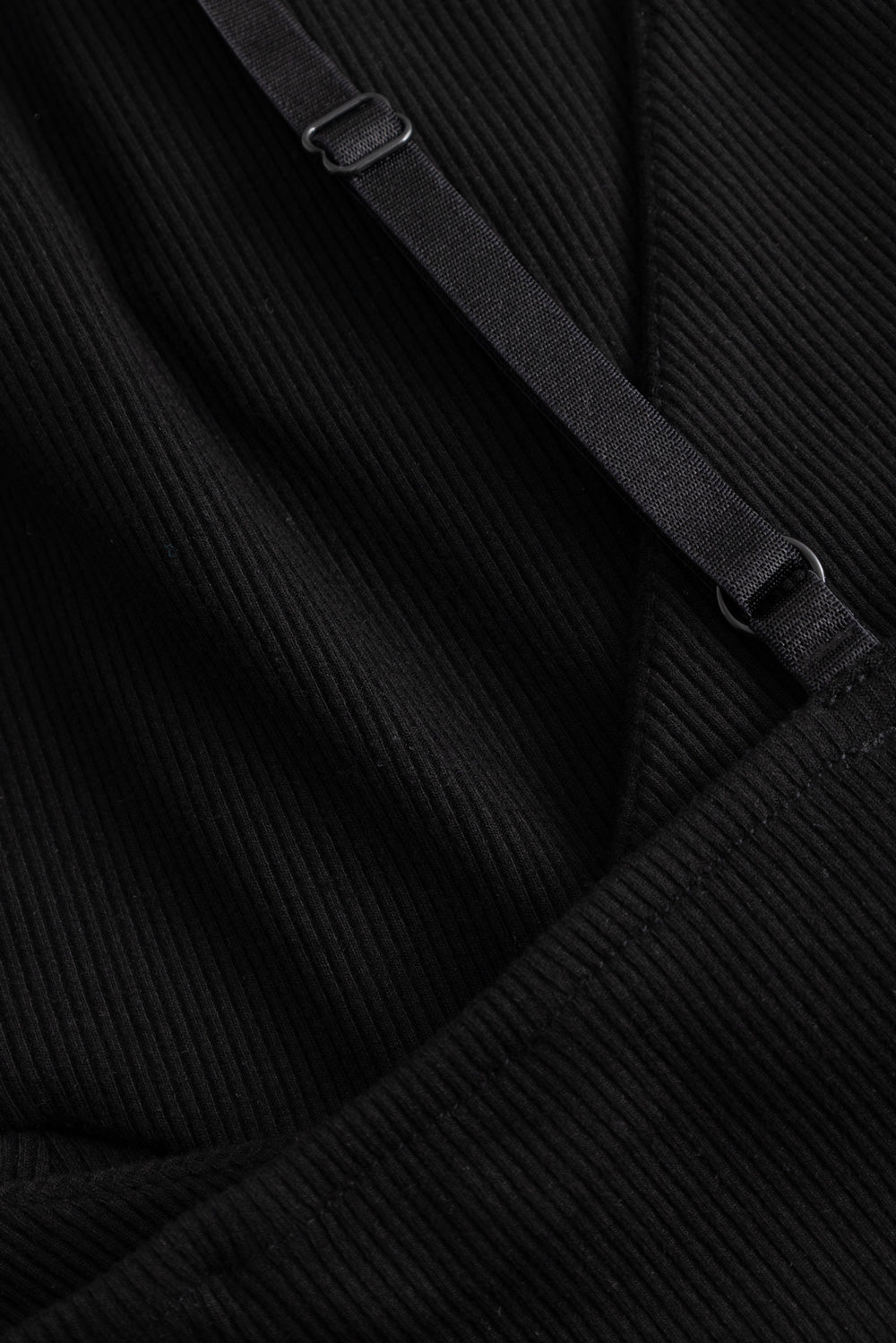 N-Morrigan Top Black