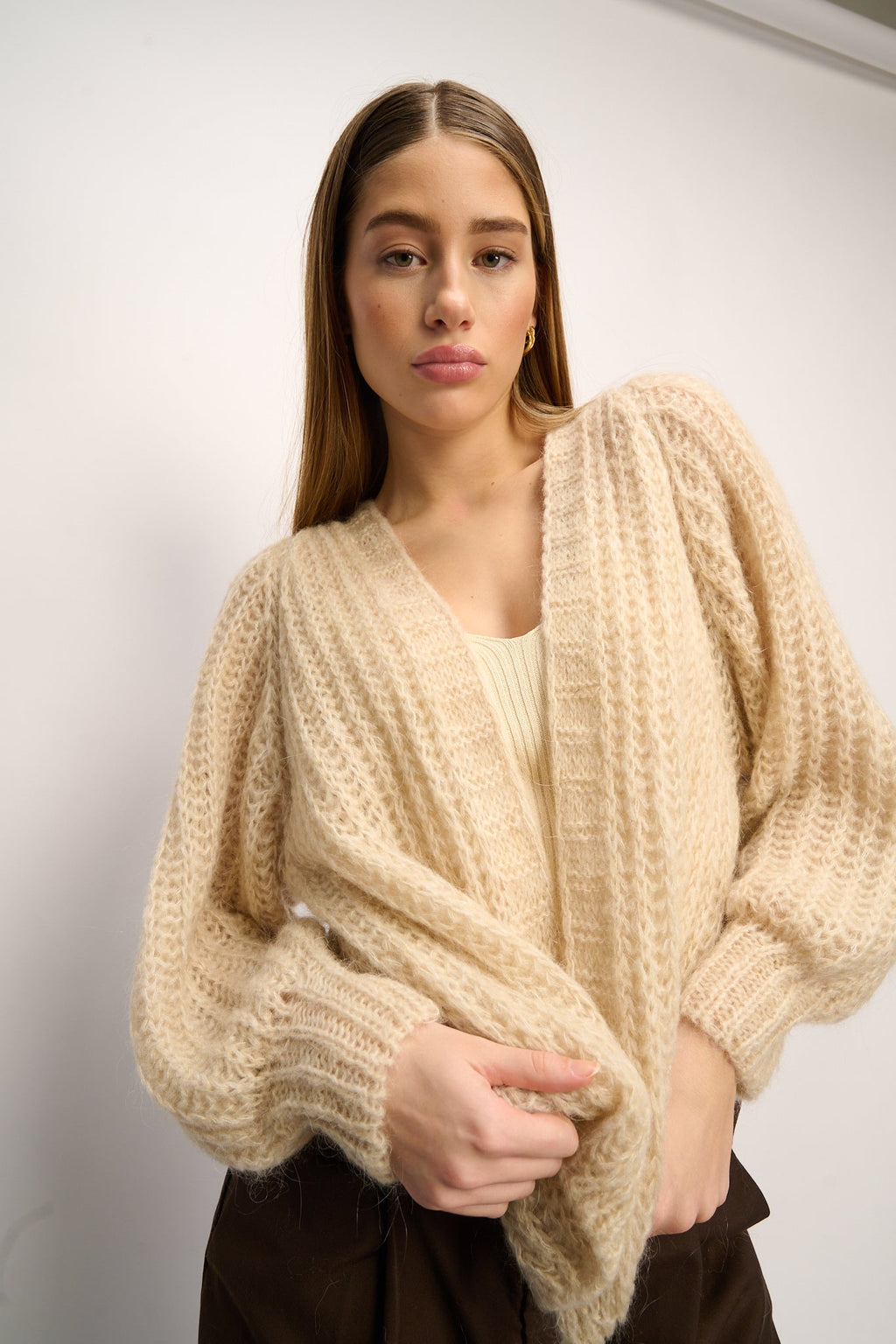 Noellas Joseph Knit Cardigan Beige. Køb Cardigans hos www.noellafashion.dk