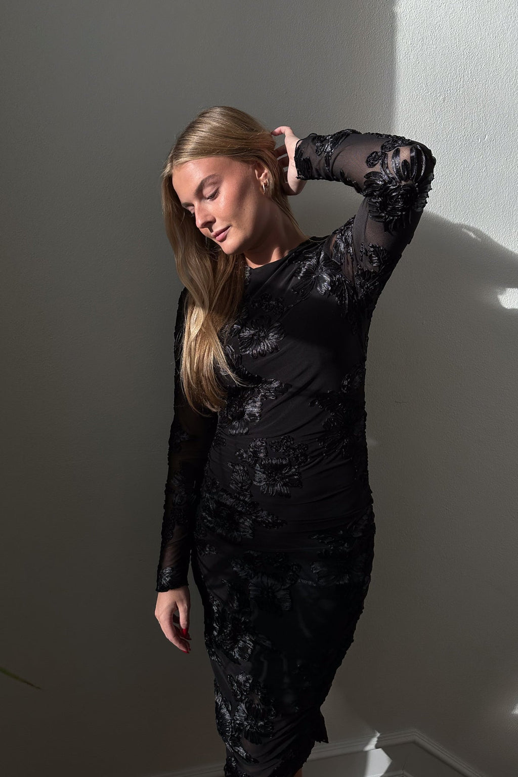 Noellas Lavinia L/S Dress Black. Køb Kjoler hos www.noellafashion.dk
model_170_S