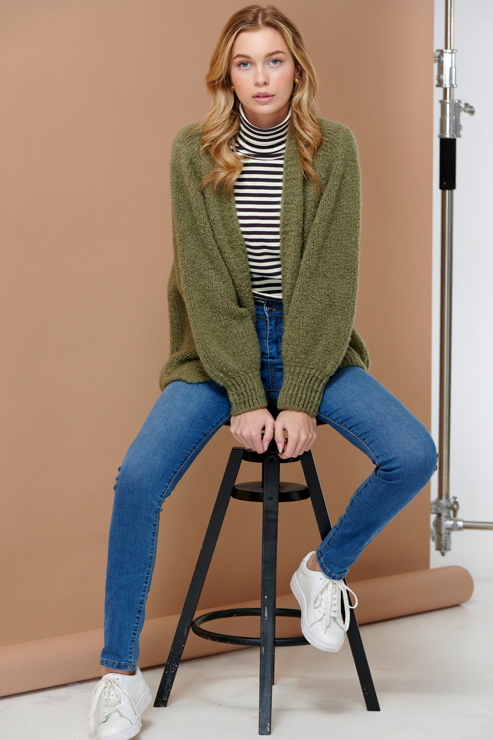 Fora Knit Cardigan Army