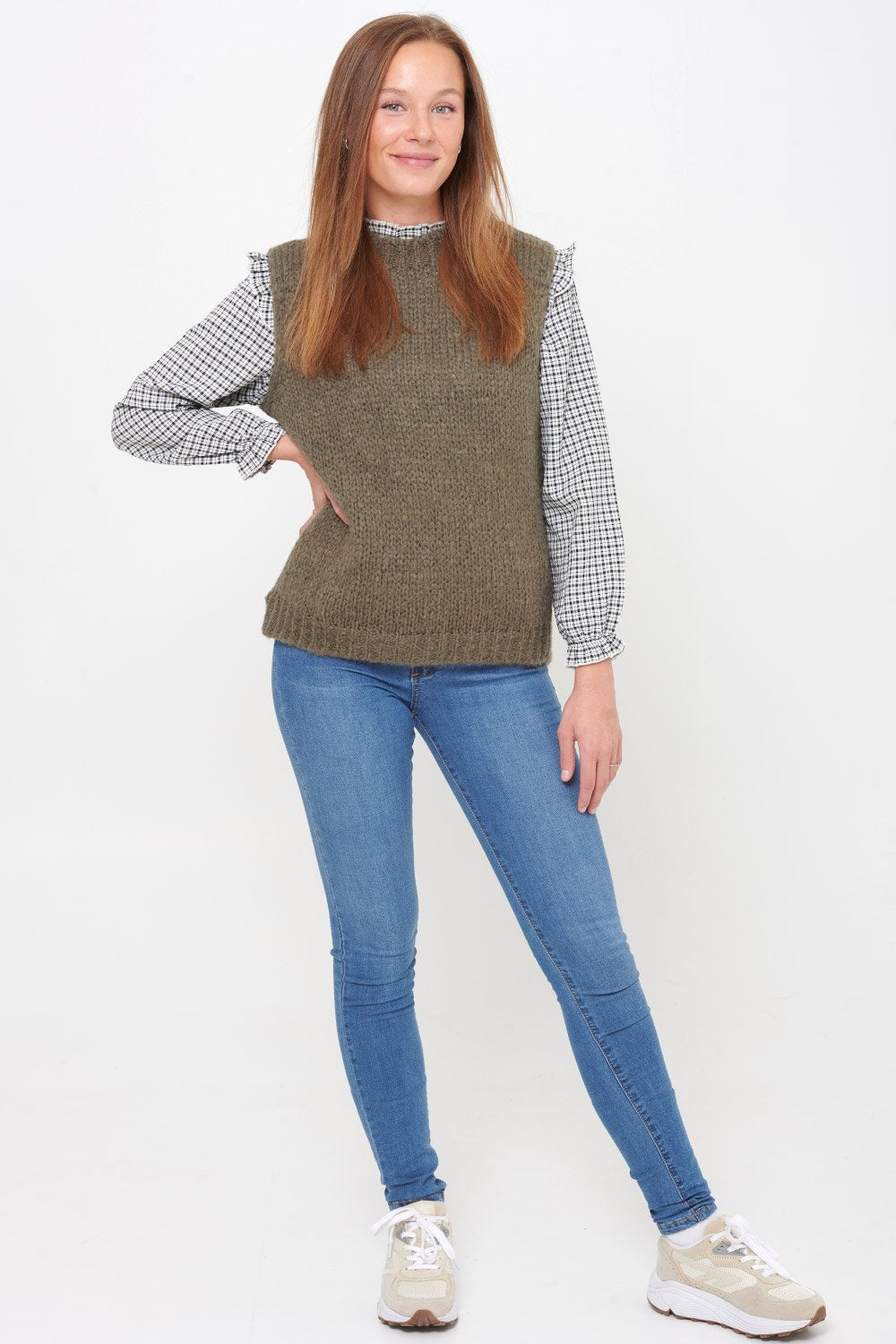 Kala Vest Wool Army